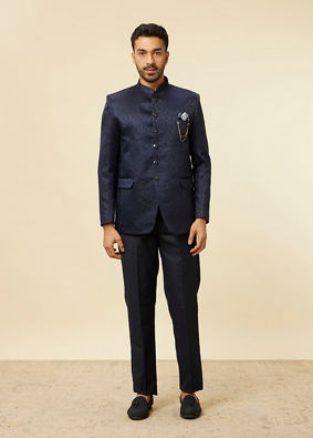 alt message - Manyavar Men Dark Blue Bel Buti Patterned Jodhpuri Suit image number 3